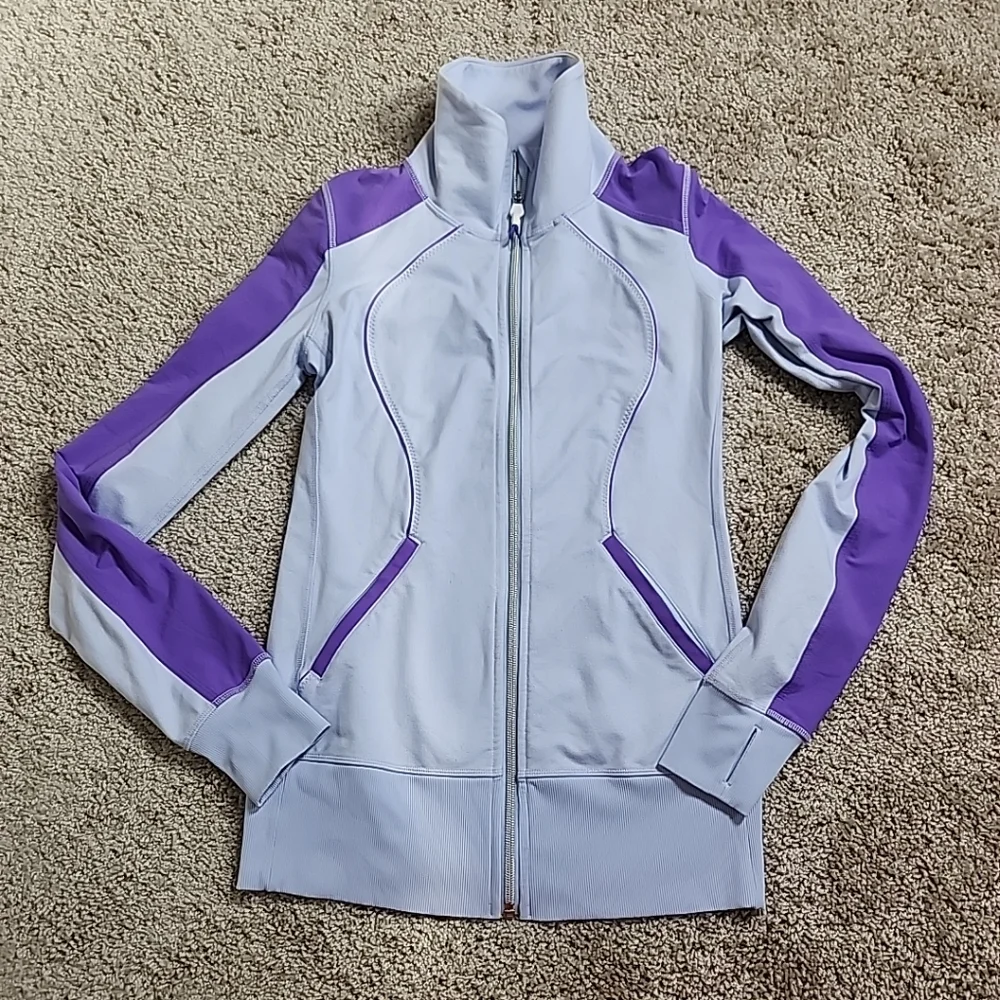 Lululemon Contempo Jacket Cool Breeze/Power Purple Sz 4